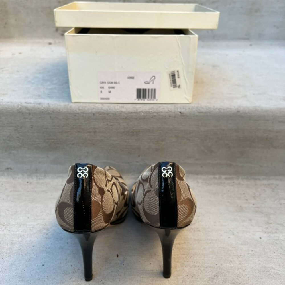Coach Caya Signature Logo Pumps